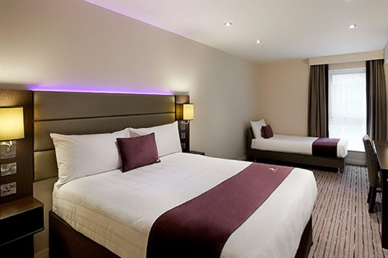Premier Inn Premier Inn 백숏 외부 사진